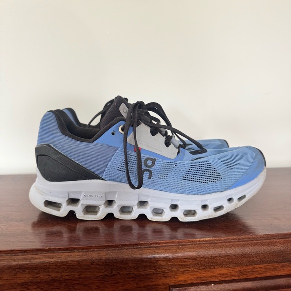 On Running Shoes - On Running CLOUDSTRATUS Running Sneakers Marina Blue Women’s 8 Shoes